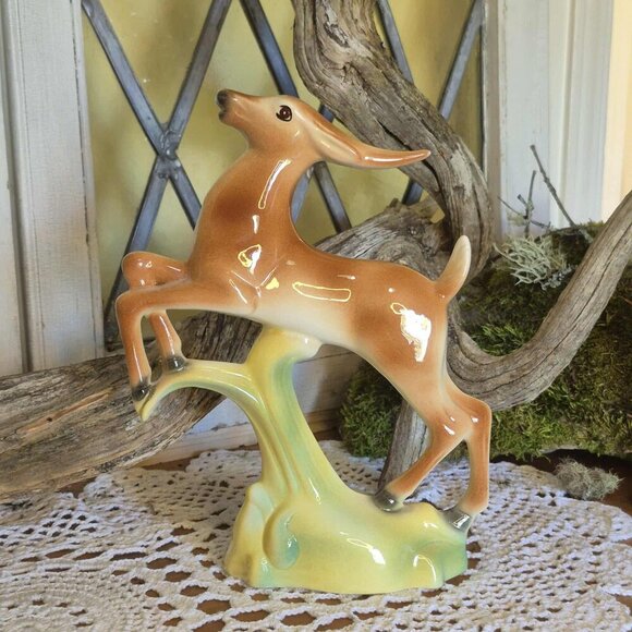 STUART & McCULLOCH Vintage Deer Figurine - Picture 4 of 10